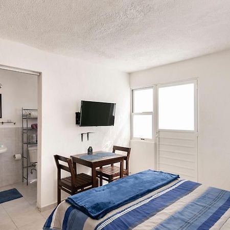 Micro Studio Perfect For Backpackers, Couples, 3 Min Drive To Playa El Nino Канкун Экстерьер фото