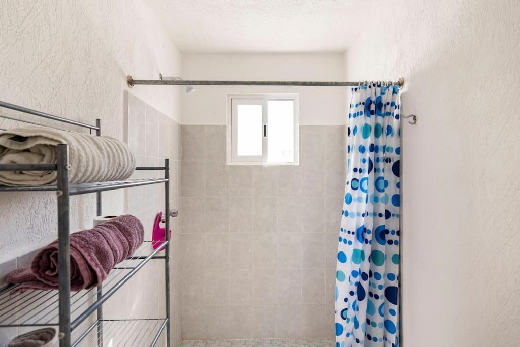 Micro Studio Perfect For Backpackers, Couples, 3 Min Drive To Playa El Nino Канкун Экстерьер фото